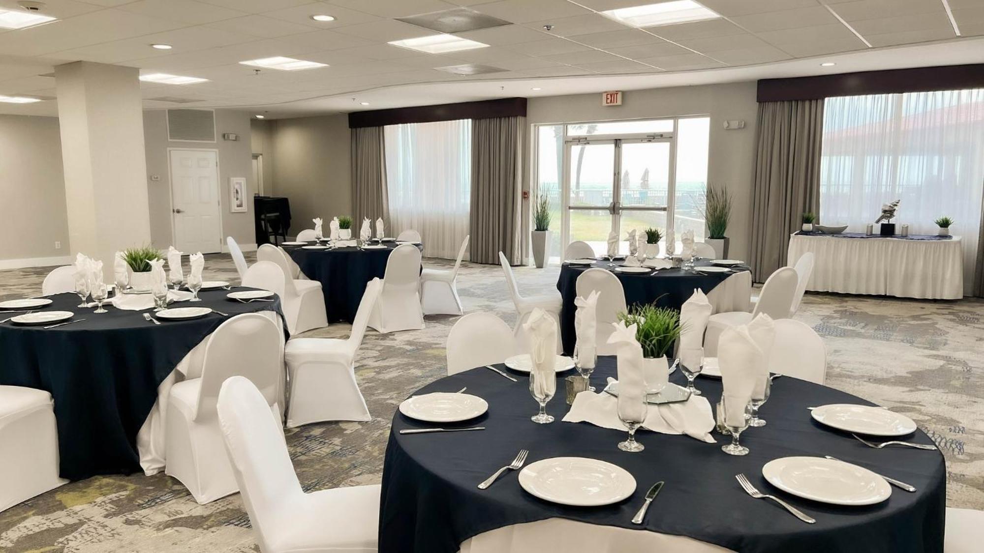 Holiday Inn Hotel & Suites Daytona Beach On The Ocean By Ihg Екстериор снимка